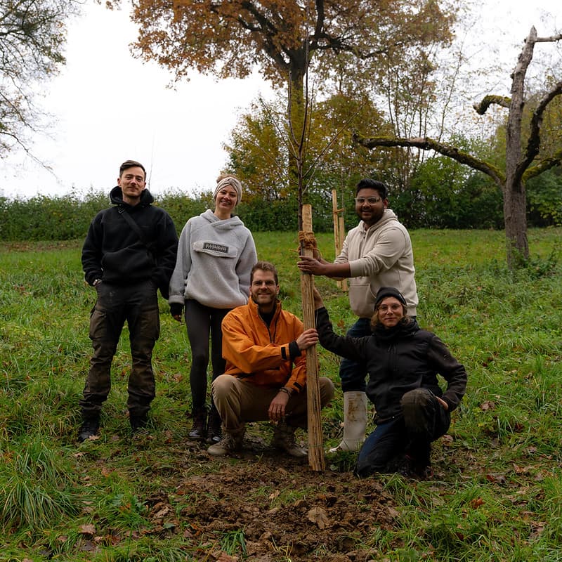 Das PermaWaldGarten Team